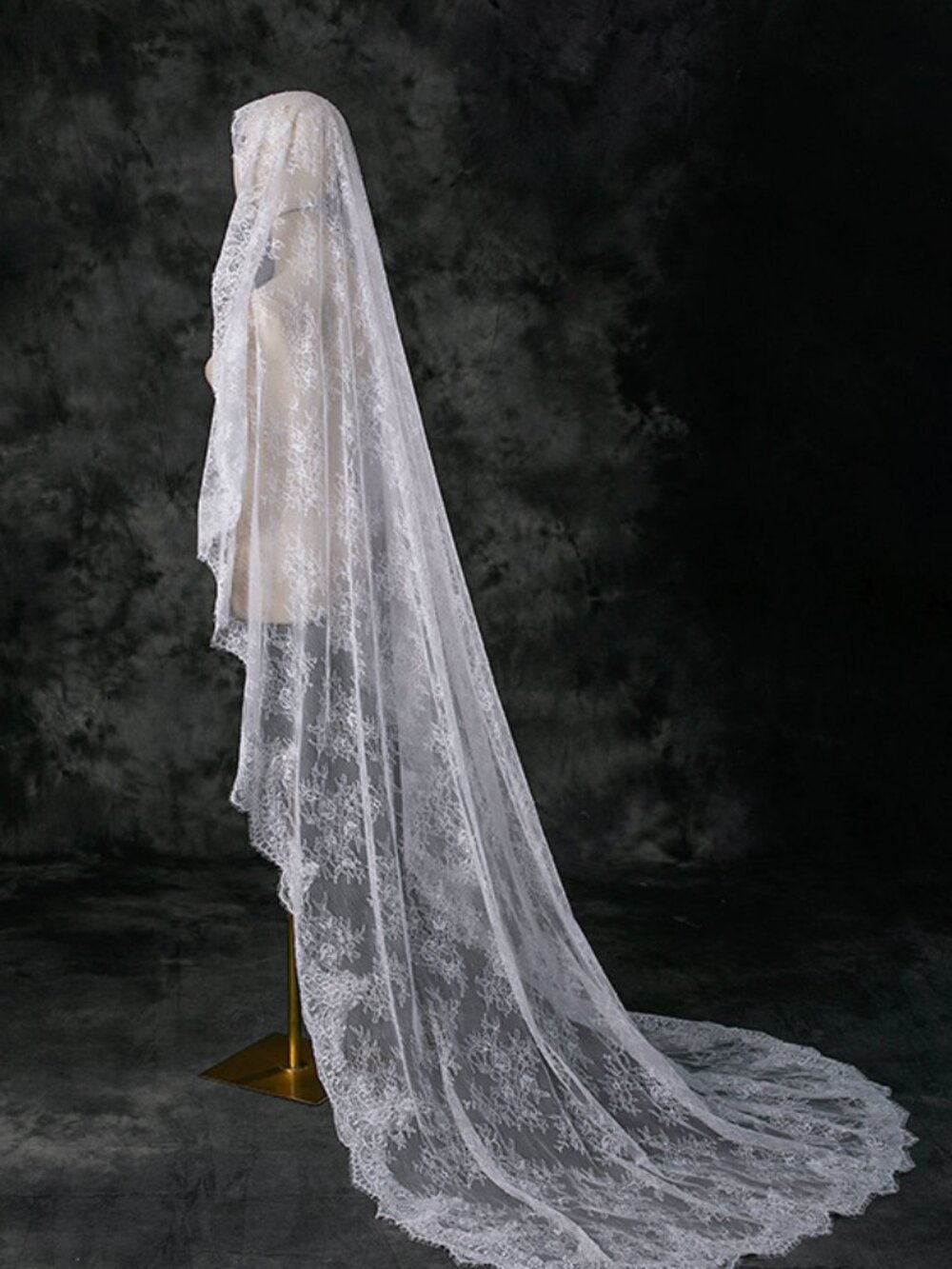 🌹 230cm 1 Tier Full Floral Lace Chapel Wedding Veil Clip 🌹